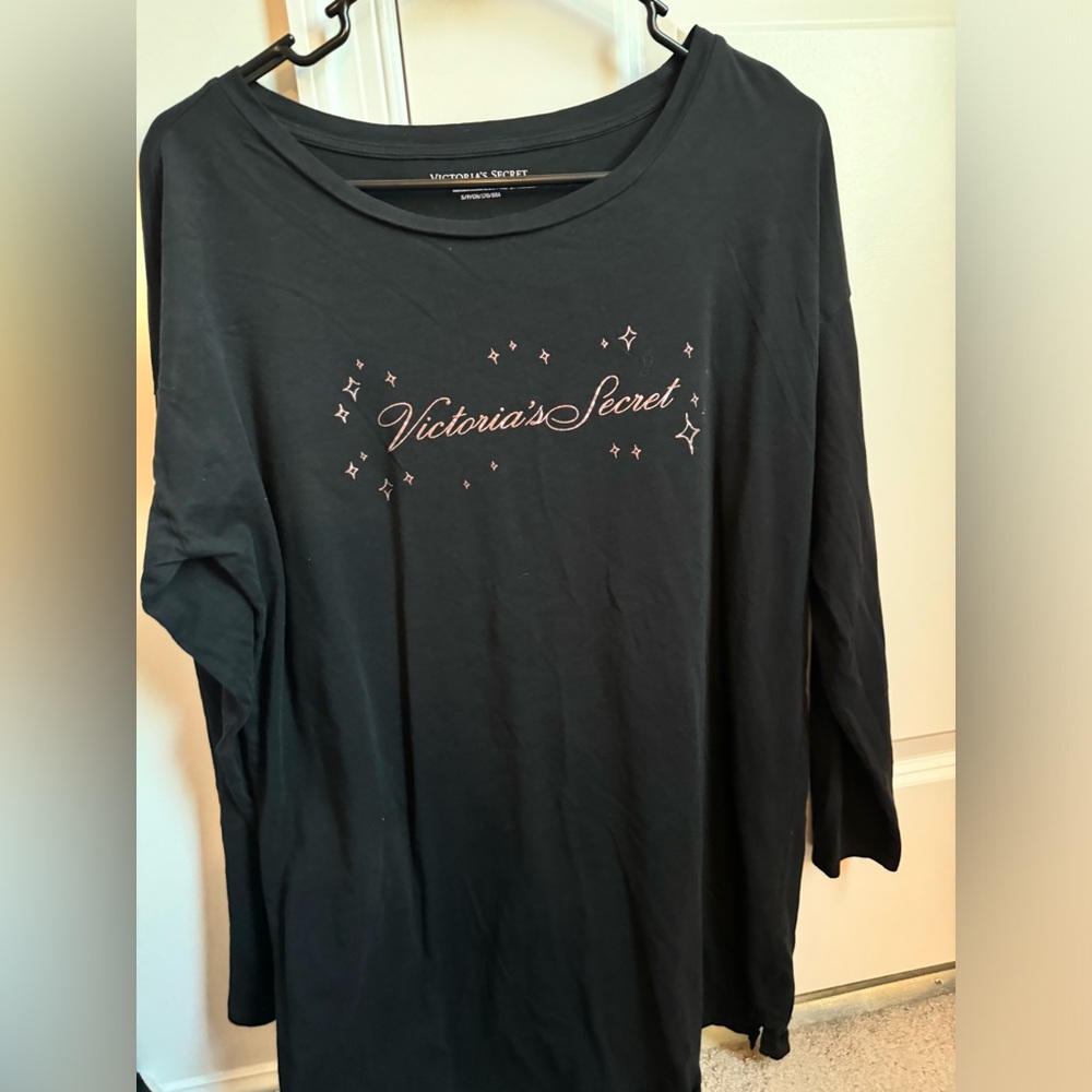 VS nightgown